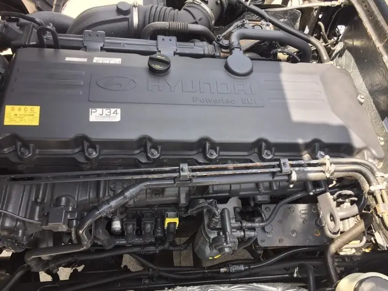Động cơ xe Hyundai HD270