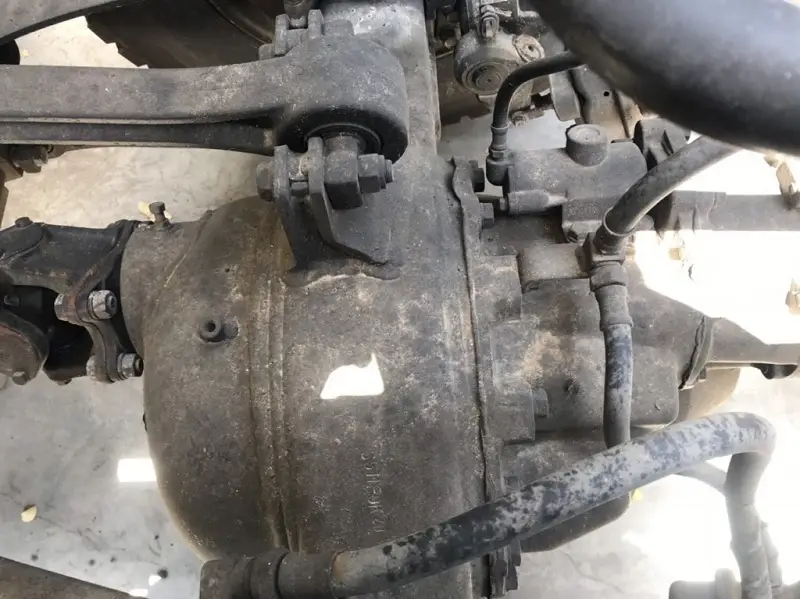 Cầu giữa xe Hyundai HD270
